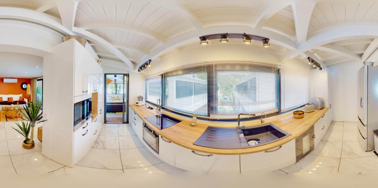 Marina, Spa & Sun - 2 Bedrooms - Luxury Apartment Anse Marcel Exterior photo